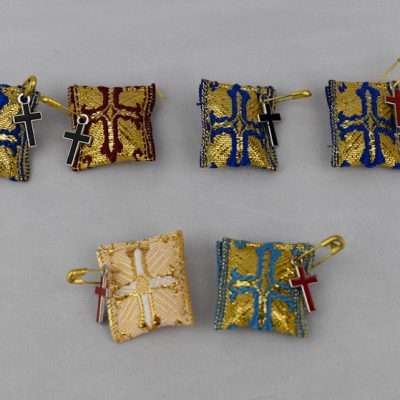 Φυλαχτό Ορθόδοξο Υφασμάτινο με μεταλλικό Σταυρό